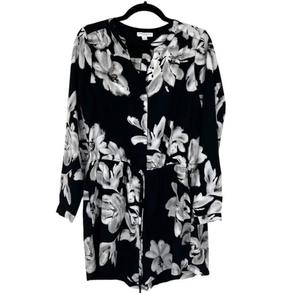 Katherine Barclay Pants - Katherine Barclay Romper Size 6 Black Floral Long Sleeve
